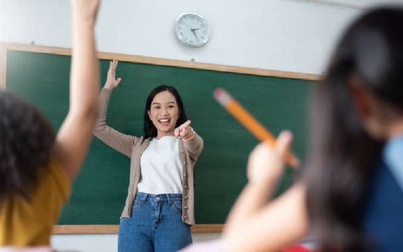 Thơ thể hiện sự biết ơn thầy cô ngày nhà giáo Việt Nam 20/11