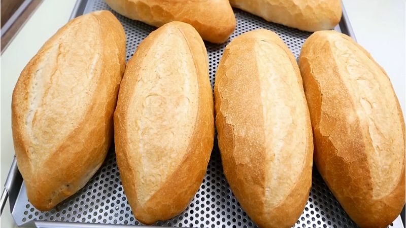 ăn bánh mì nướng giảm đau