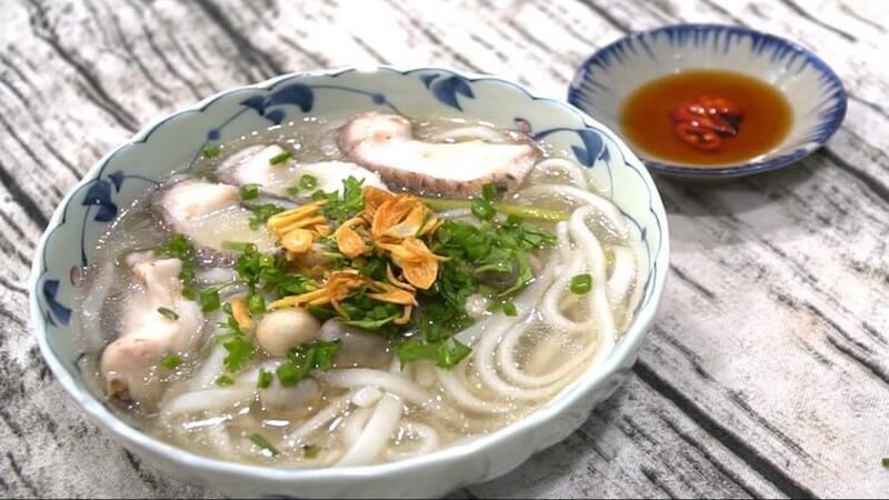 Chi tiết cách nấu bánh canh cá lóc miền Tây thơm ngon, đậm đà