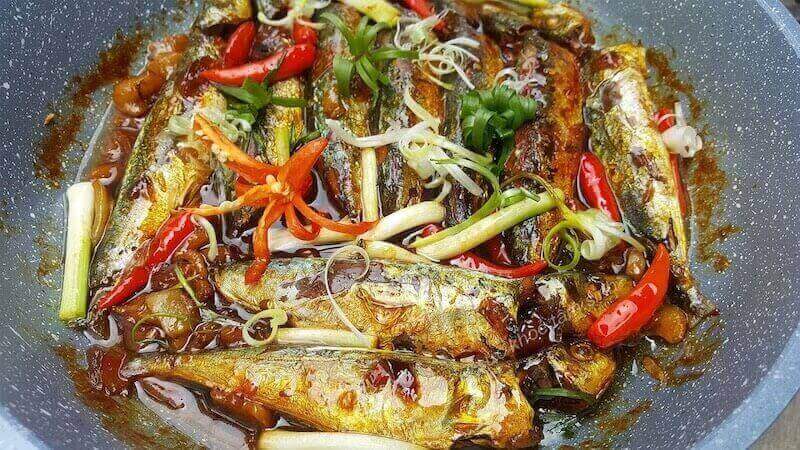 cá nục kho 