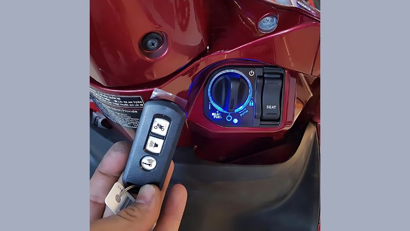 cách mở cốp xe Vision