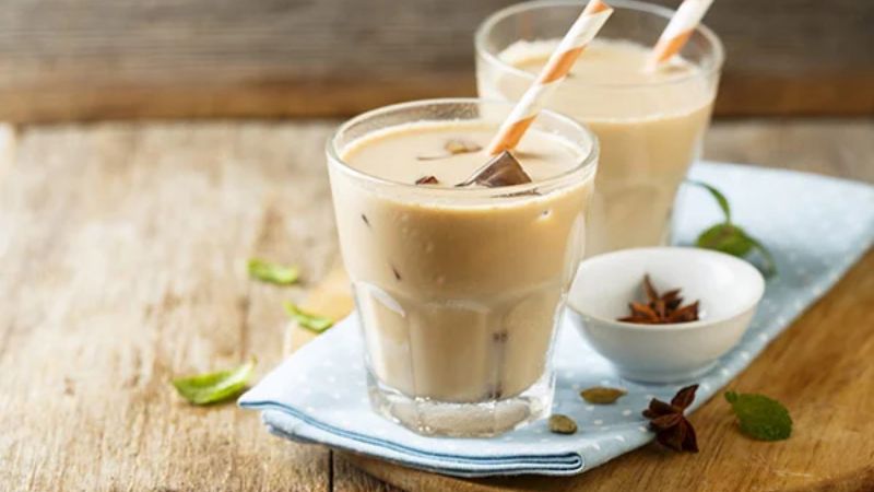 Cách pha trà sữa không có topping đi kèm
