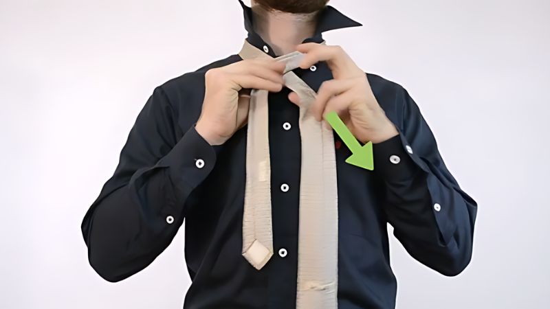 cách thắt cà vạt