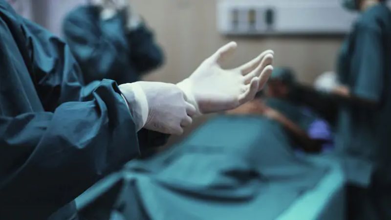can thiệp y tế trị sùi mào gà