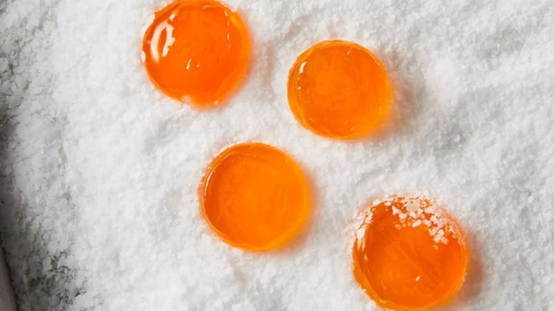 Chia sẻ công thức làm trứng muối ướt chuẩn vị