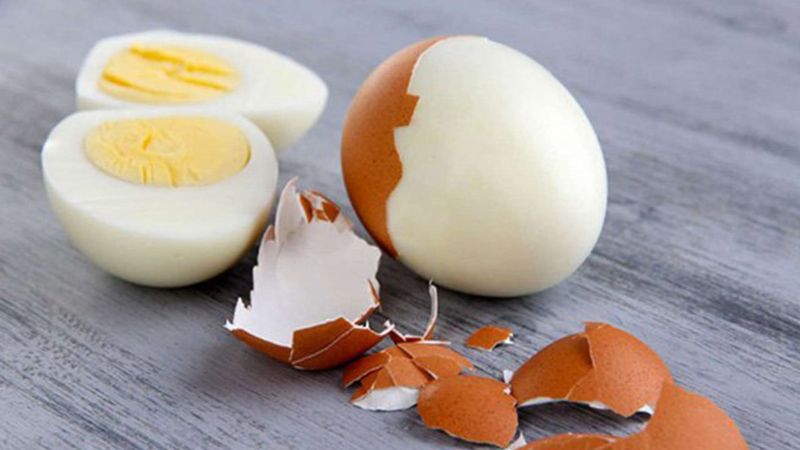 Chia sẻ cách luộc trứng đơn giản mà dễ bóc vỏ