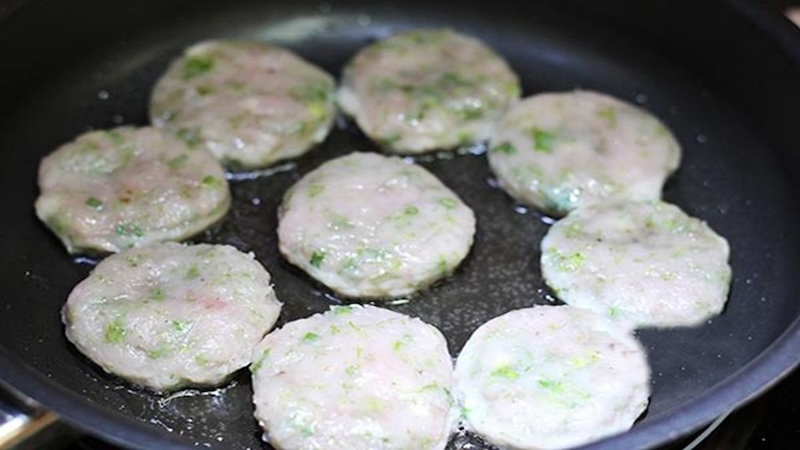Chiên chả cá thu