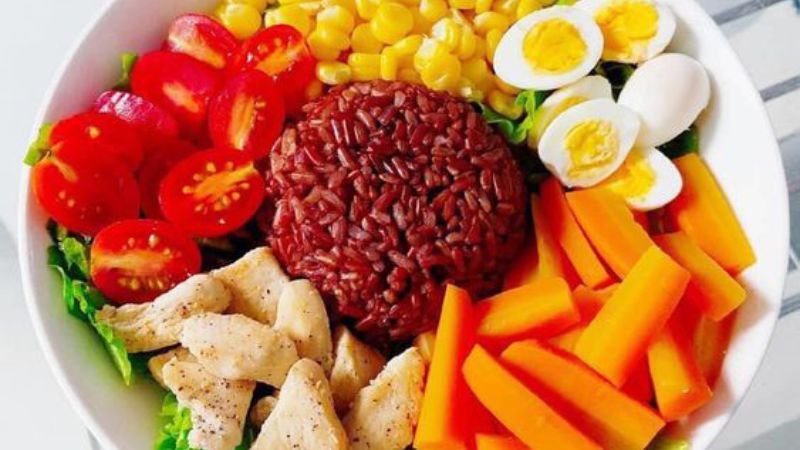 Cơm gạo lứt ăn kèm với món gì ngon?