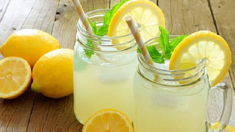 Hướng dẫn cách pha nước chanh không bị đắng, ngon chuẩn vị
