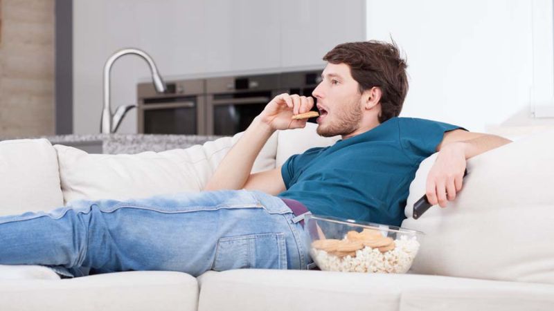 ít vận động có thể gây đầy bụng