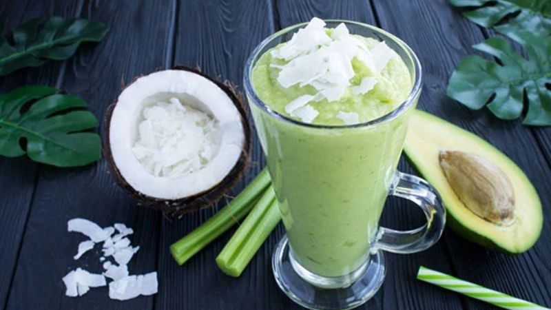Làm sinh tố bơ sữa dừa béo ngậy