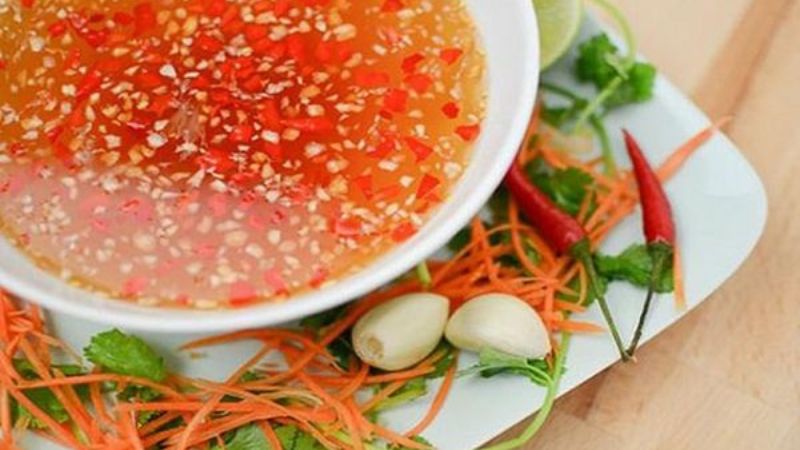 Lưu ý khi lựa chọn nguyên liệu làm nước mắm chua ngọt