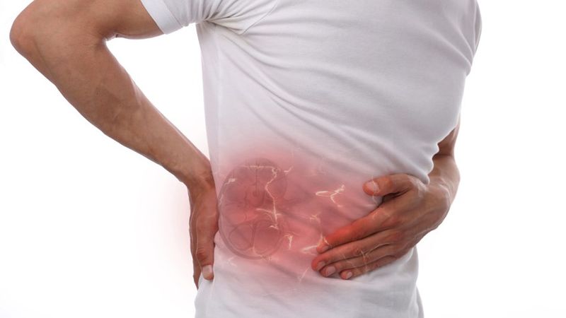 Cách đẩy sỏi thận ra ngoài nhanh chóng và an toàn tại nhà