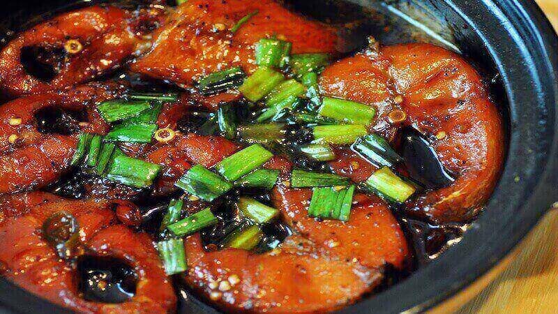 Món cá trắm kho tiêu