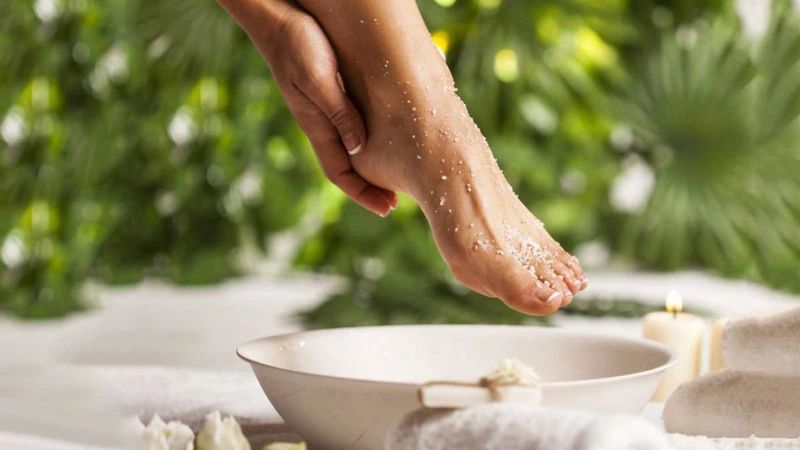 ngâm chân trước khi ngủ