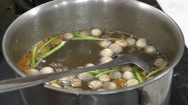 nước dùng bánh canh cá lóc