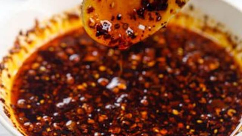Sa tế chay có vị đậm, cay nhẹ