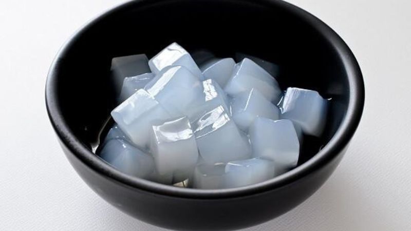 Thạch dừa được làm từ gì?