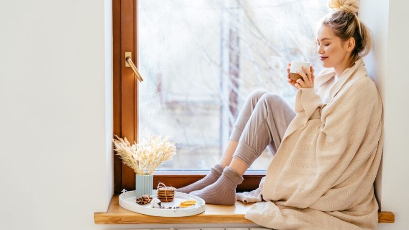 trị đau họng bằng cách giữ ấm cơ thể