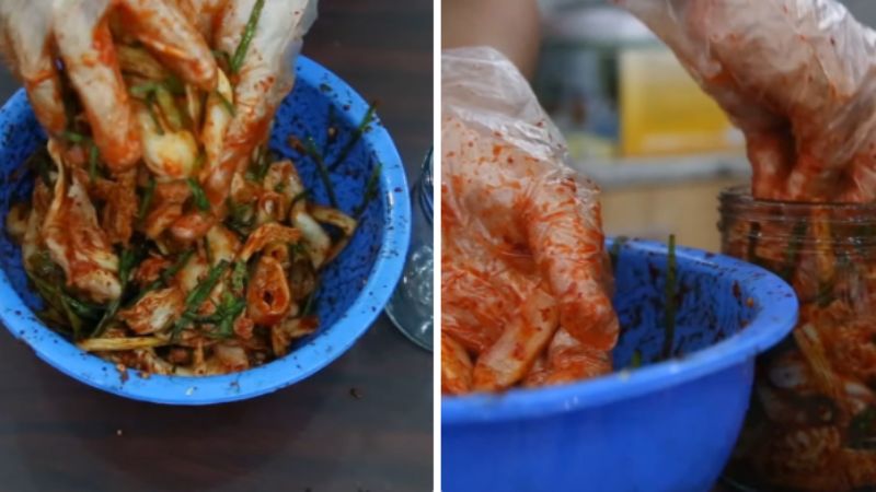 Trộn và ướp cải thảo với các gia vị