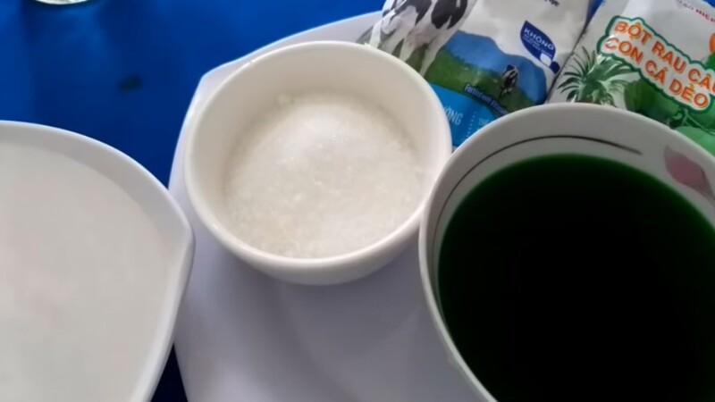 Cách làm rau câu dẻo lá dứa