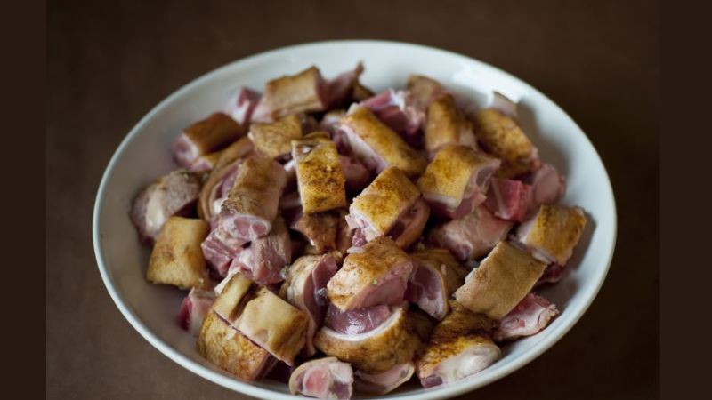 Cách nấu giò heo giả cầy miền Trung