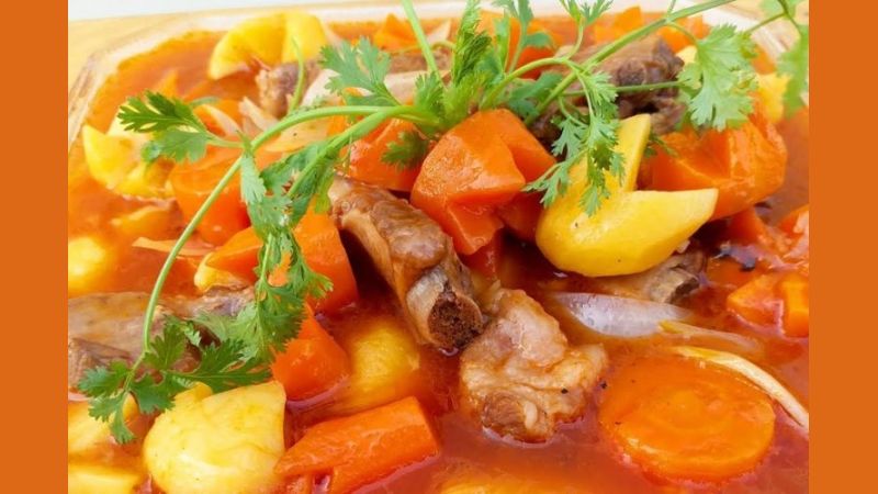 Cách nấu lagu sườn heo chấm bánh mì