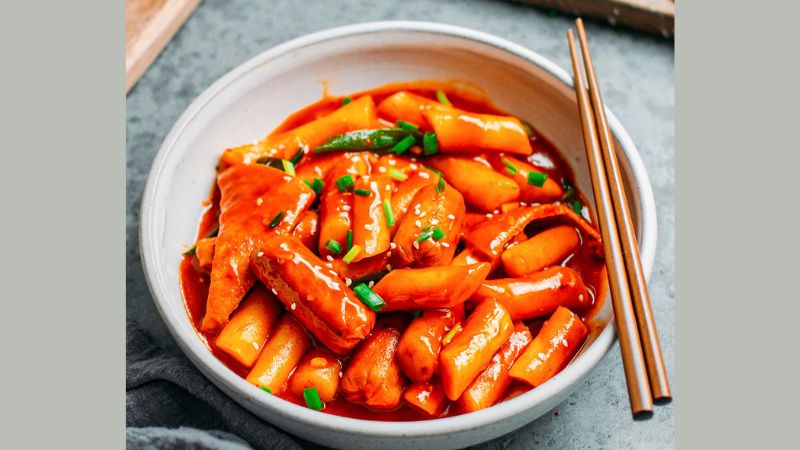 cách nấu Tokbokki đóng gói sẵn