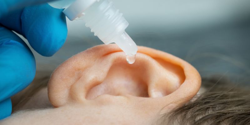 chữa nước vào tai bị ù